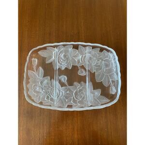 Studio Nova Winter Rose Relish Plate